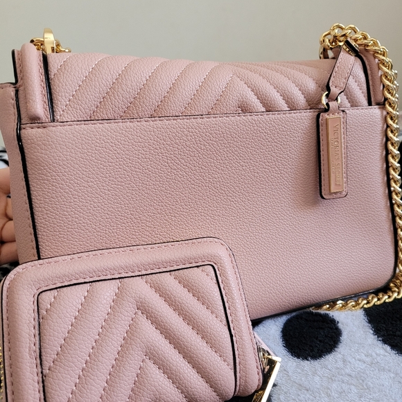 Bag - Picture 4 of 8